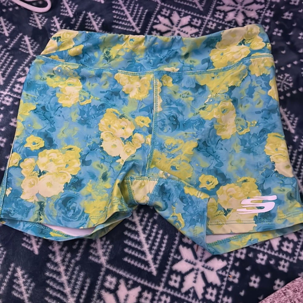 Sports shorts